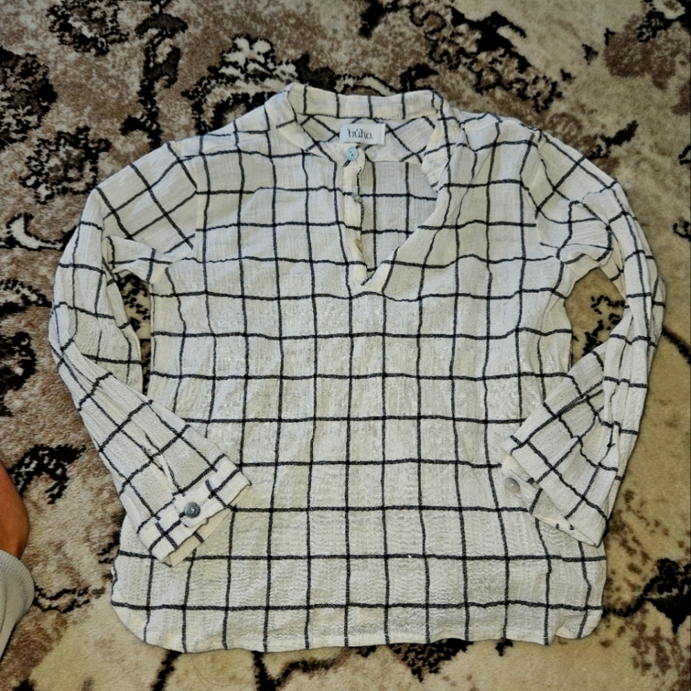 Buho boys size 4 top